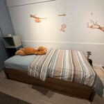 CAMA TWIN DE MADERA ROBLE CON AUXILIAR (no incluye colchón)